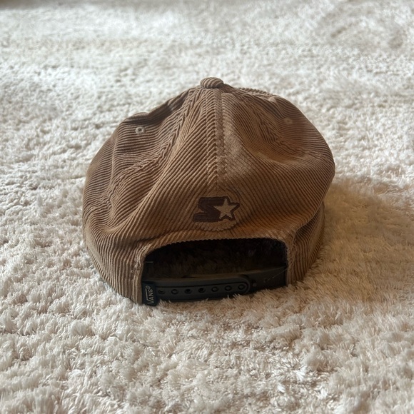 Starter Hat - Picture 2 of 3